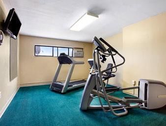 Howard Johnson Inn Fargo Nd Facilidades foto